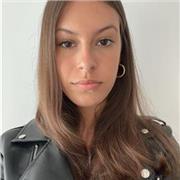 Profesora titulada en ESO y haciendo Bachillerato. Tengo muchas ganas de trabajar con peques